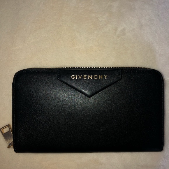 givenchy antigona wallet